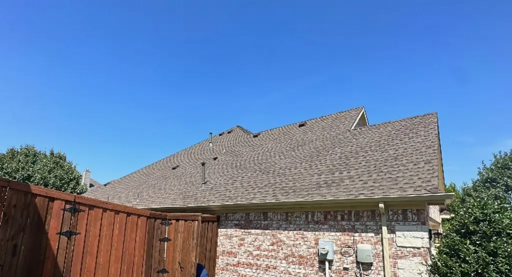 Completed roof replacement project in Templeton
